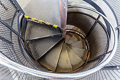 小岛秀夫原计划分章节推出《合金装备5》